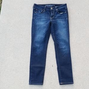 American eagle 8 reg. Skinny dark jeans